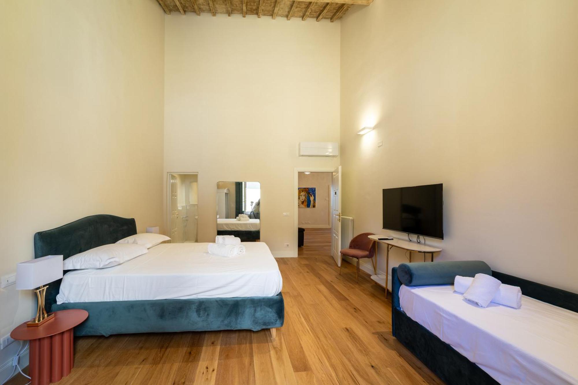 Residenza D'Epoca Palazzo Salviati Quaratesi Hotel Florence Luaran gambar